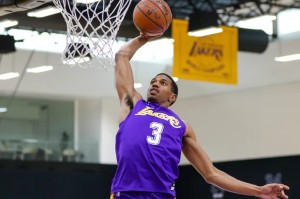 佩总再出手！梅尔顿预计加盟湖人，捡漏3D后卫辅佐东皇冲冠？