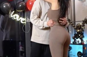 体育新闻-篮球女主持张曼源公布结婚喜讯，并透露已经怀孕