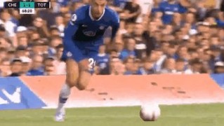 大发官网-多次争议判罚害了切尔西 猛拽秀发算不算暴力犯规